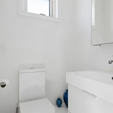 Loreia - 1-4km From The Sea By Interhome